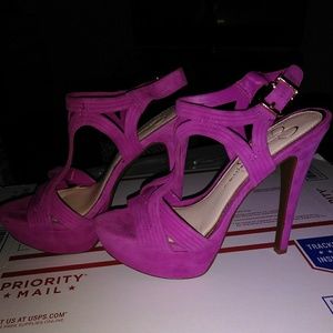 Jessica Simpson Salemm platforms, nwot